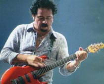 ZM06-12 Steve Lukather